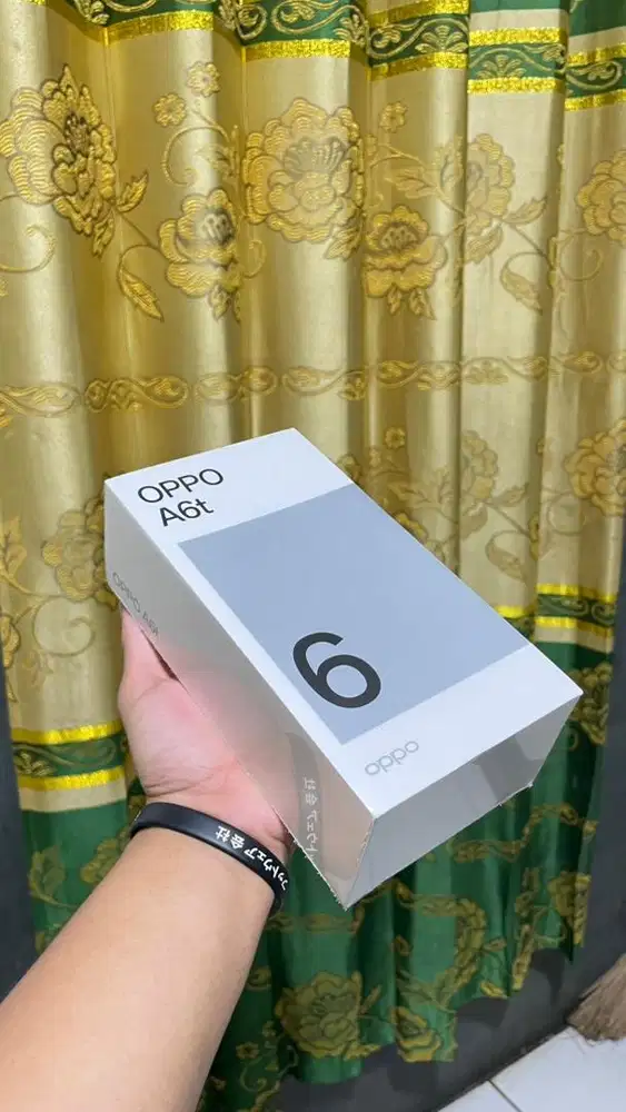 Oppo A6T 4+8/64GB Segel BNIB