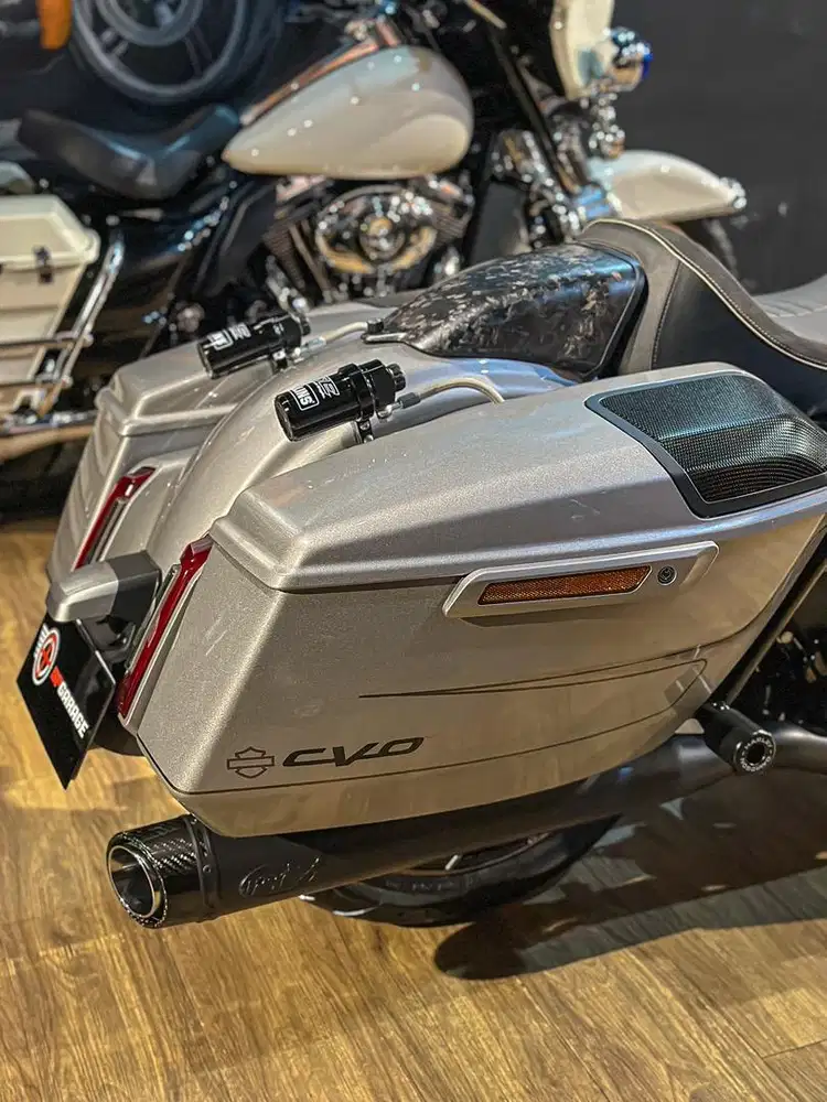 H-D All New Road Glide CVO 121 Modif branded like new odo 900 mulus