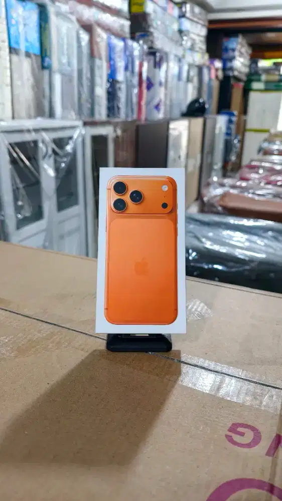 apple iphone 17 pro max 256GB BNIB, 100% baru, segel, grs resmi ibox