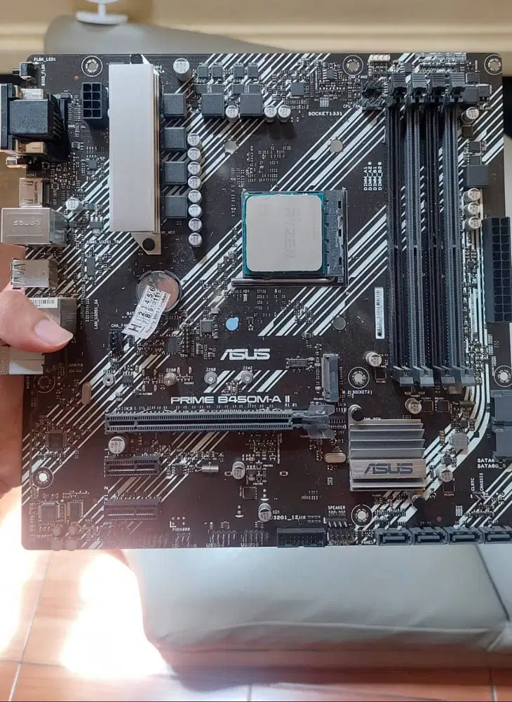 Ryzen 3 3200G + Asus B450M A II