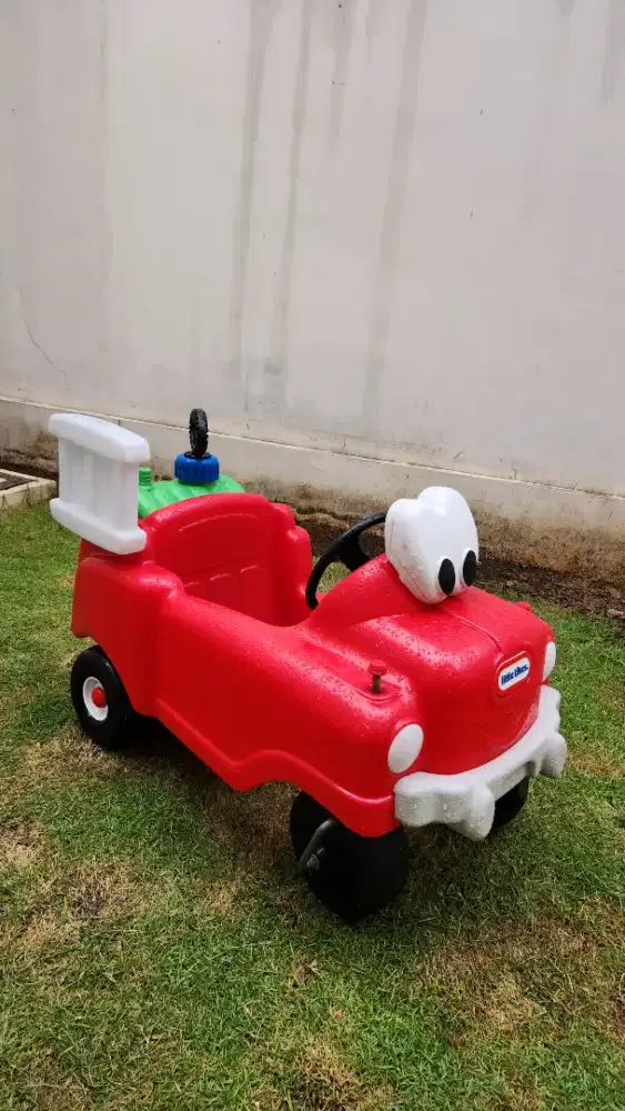 Mainan little tikes firefighter mobil baby walker kondisi 90 persen