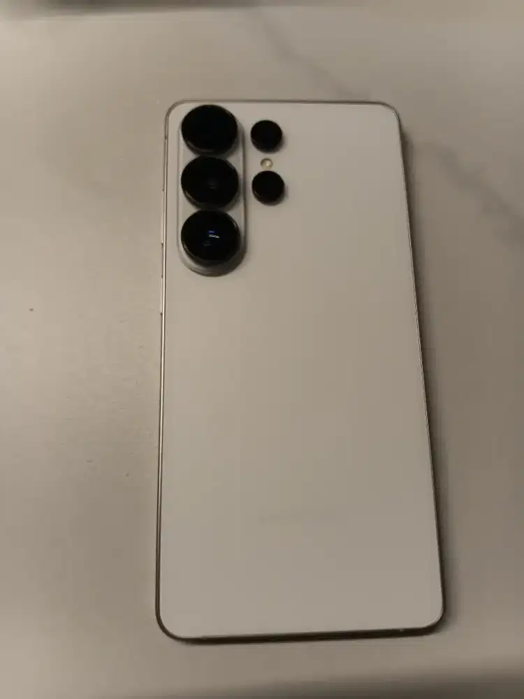 Samsung Galaxy S26 Ultra 12/512 like new