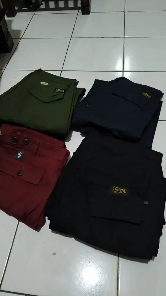 Celana cargo pria