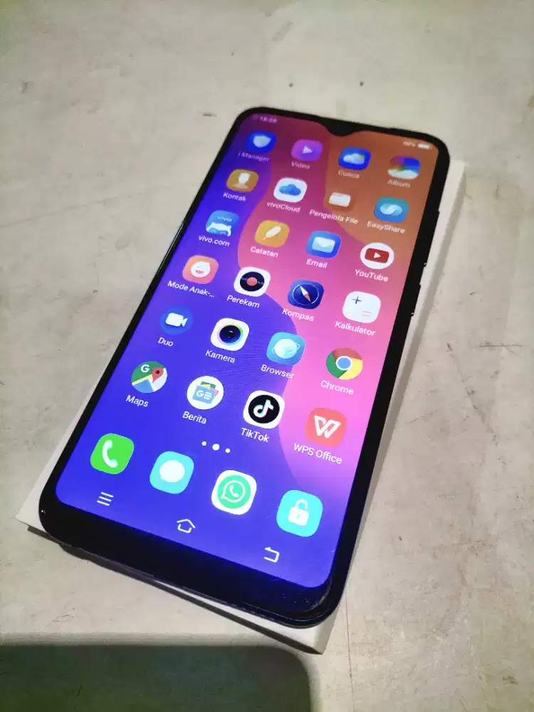 Vivo Y91C Biru Hitam