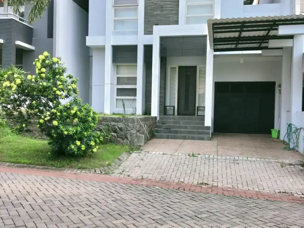 House For rent Citraland utama surabaya barat