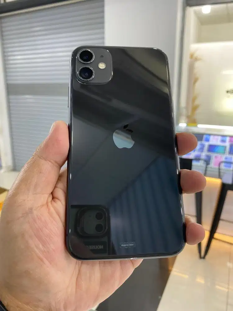 iPhone 11 128Gb Resmi iBox Fullset Tinggal Pakai