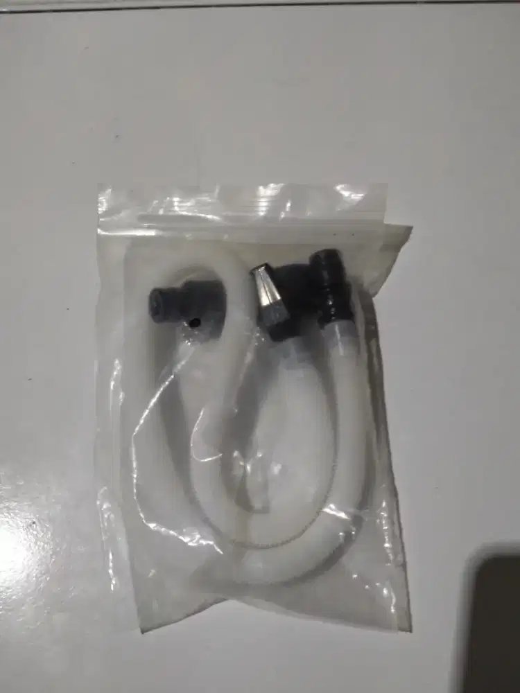 Satu set selang pianika import