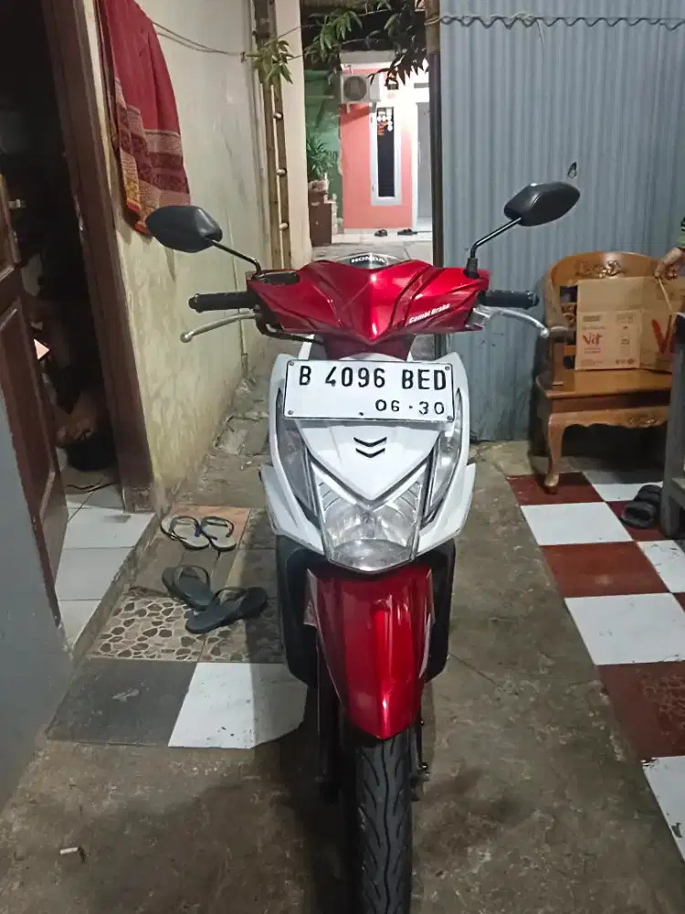 Jual moto honda beat 2016