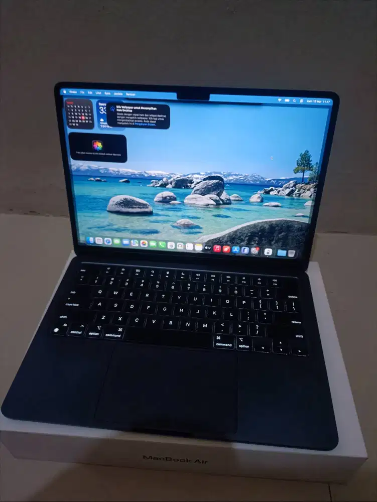 MacBook Air M3 2024 13 inch, 8/256