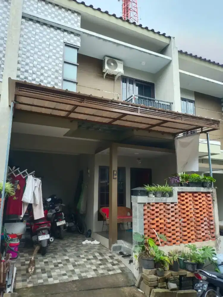 Dikontrakan rumah 2 lantai cluster Wingky residences Ciangsana