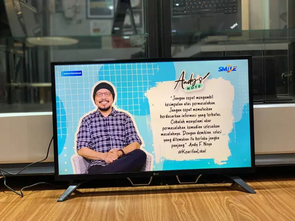 TV LED Digital LG 32Inch Slim Murah Bergaransi