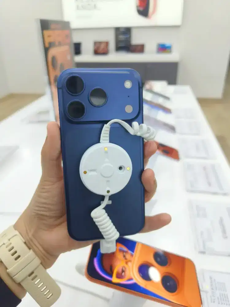 cicilan iPhone 17 Pro 256GB gratis 2x cicilan