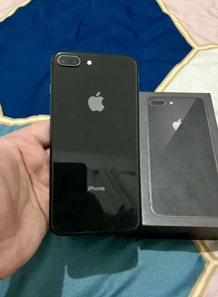 IPHONE 8 PLUS 64 GB FULLSET IMEI PERMANEN