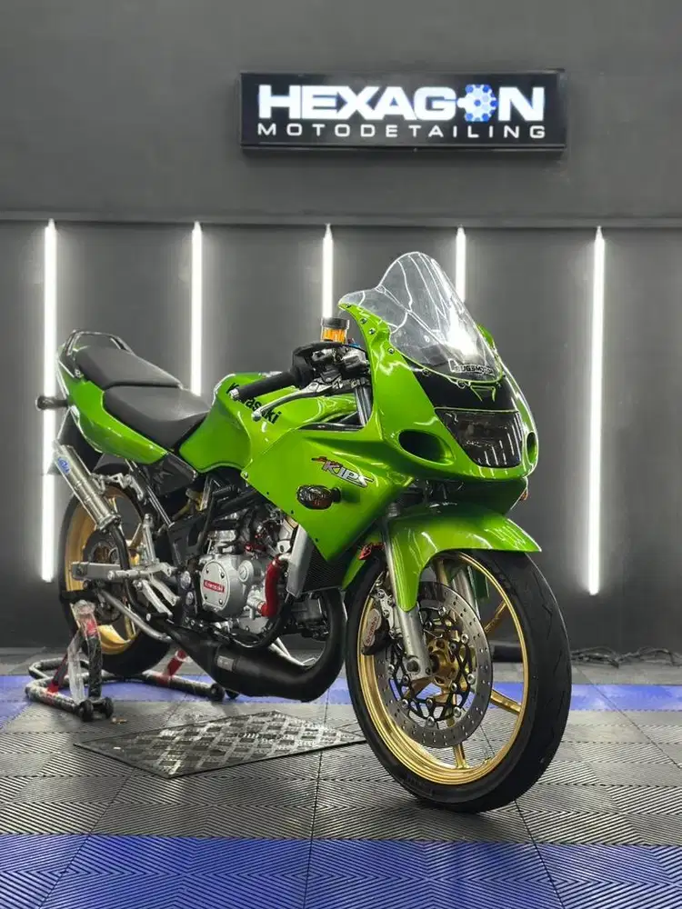 Kawasaki Ninja RR 2007 fullspec by Tekno tuner HS