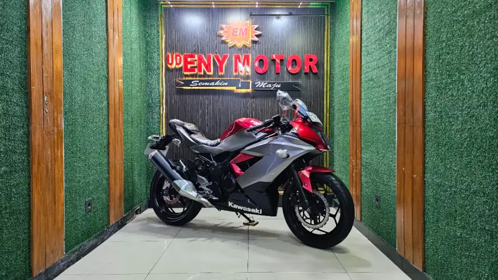 ENY MOTOR - KAWASAKI NINJA MONO 250CC 2018 - SIAP PAKAI
