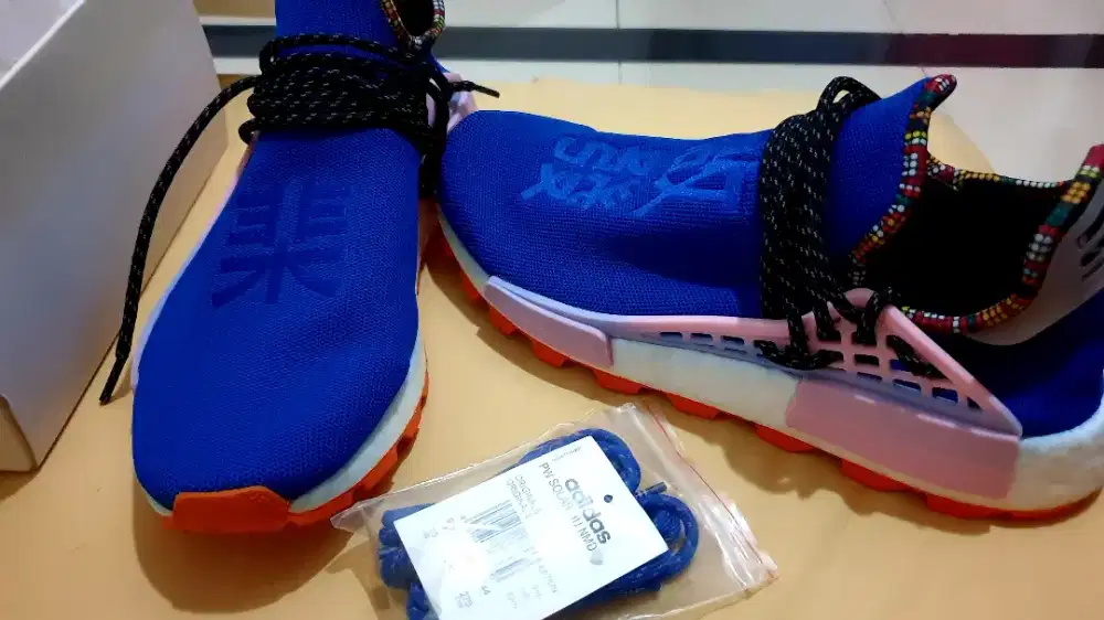 ADIDAS Human Race NMD Chinnesse new year