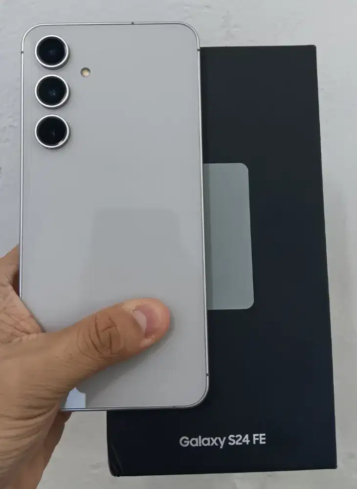 Samsung S24 Fe 5G 8/256 Mulus Sekali
