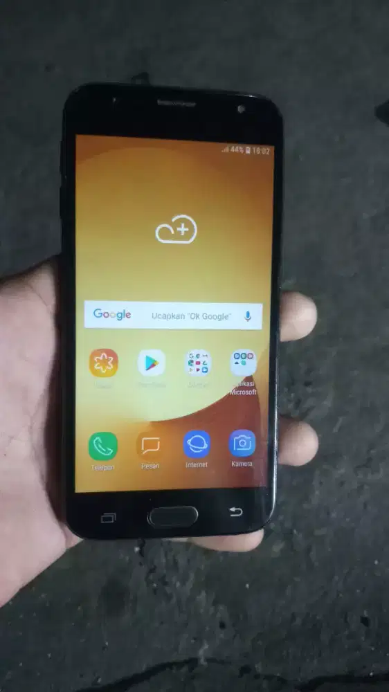 Samsung j3 Pro RAM 2/16