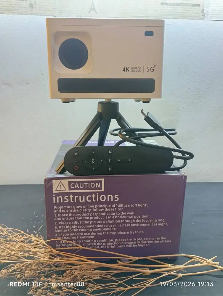 Proyektor home 2.4g dan 5g LED lights