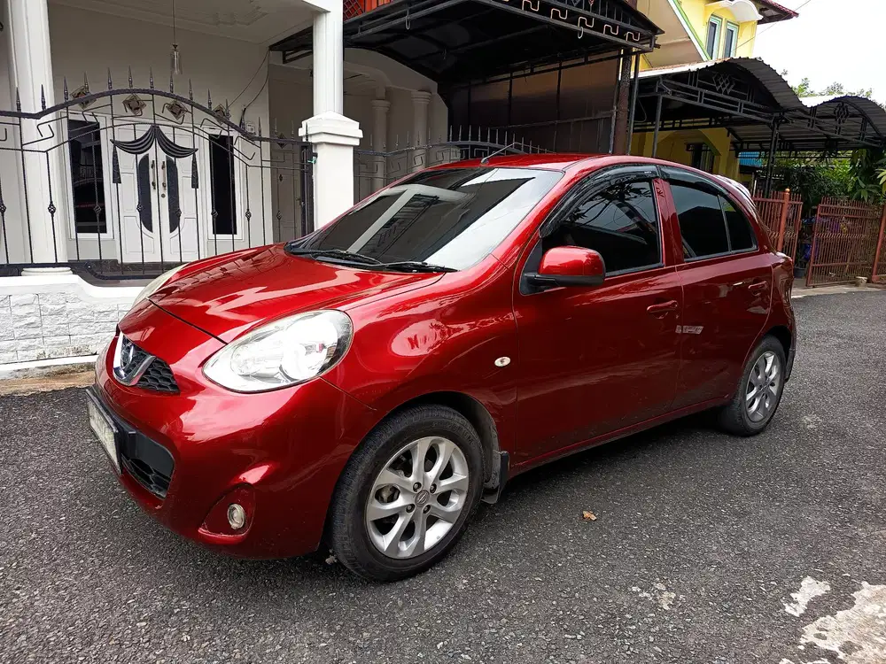 Nissan March 2016 Bensin