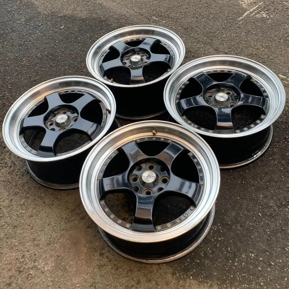 VELG SSR PROFESSOR SP1 REP RING 16x7 ET 40 BLACK POLISH LIP SILVER