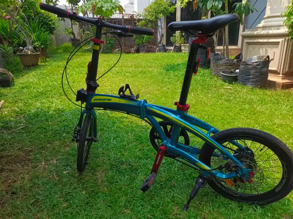 Sepeda lipat Pacific noris