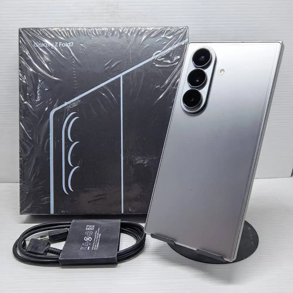 LIKE NEW 99,99%! SAMSUNG GALAXY Z FOLD 7 5G 12/256 SILVER GARANSI ON S