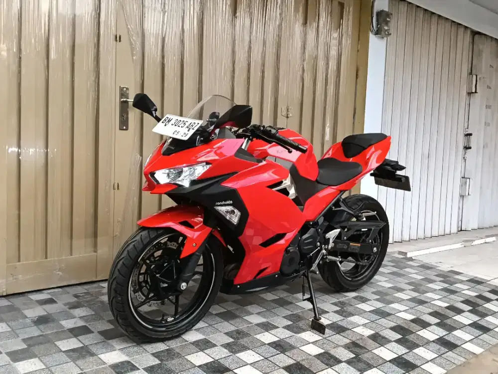 Kawasaki ninja 250 SS lengkap pajak hidup