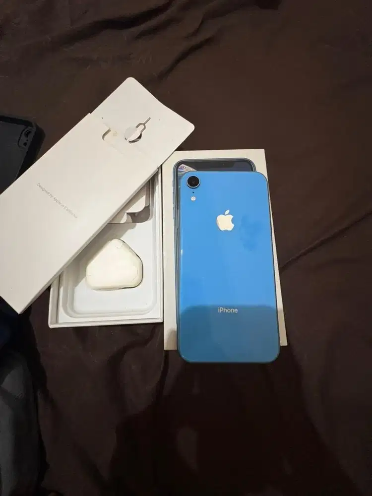 IPHONE XR 128 GB INTER, MURAH