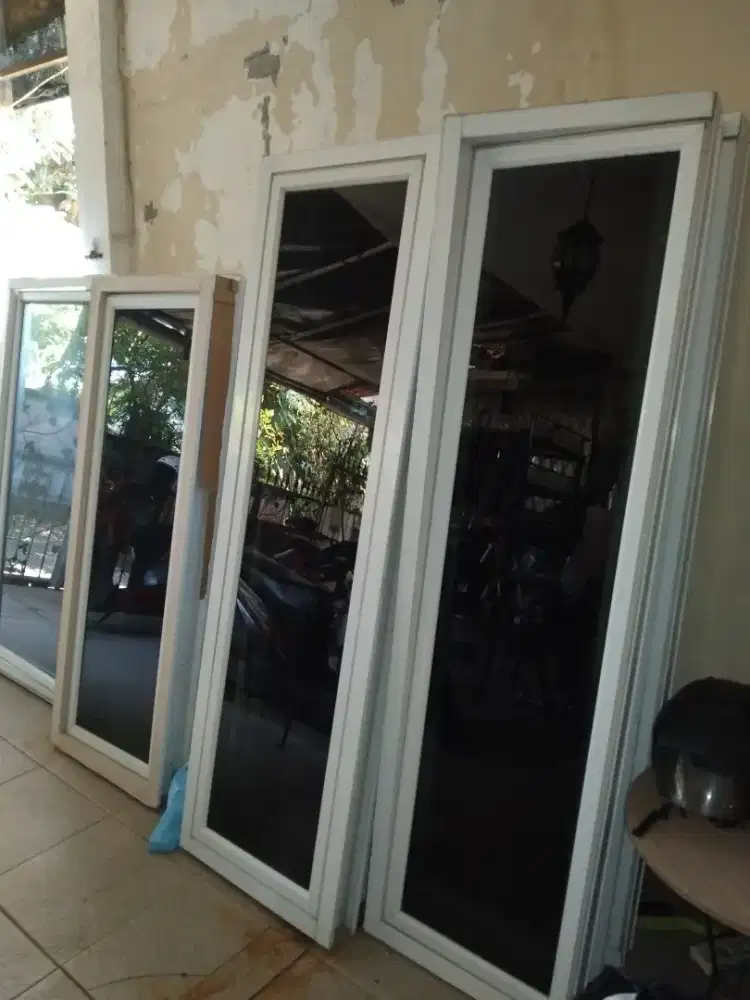Jual borongan - Copotan EX ALEXINDO jendela +kusen alumunium swing
