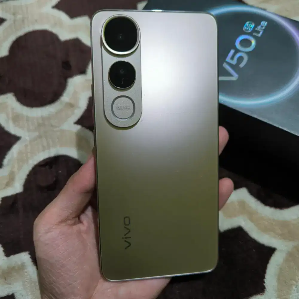 VIVO V50 LITE 5G RAM 8/256GB FULLSET