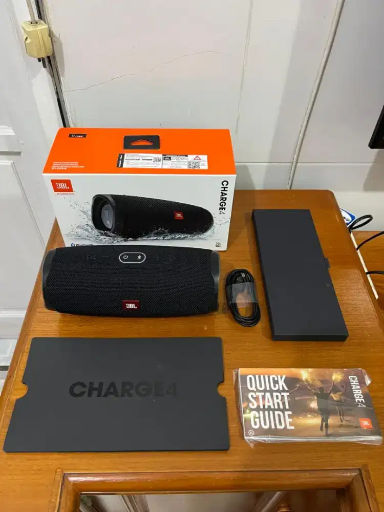 JBL Charge 4 Original Fullset
