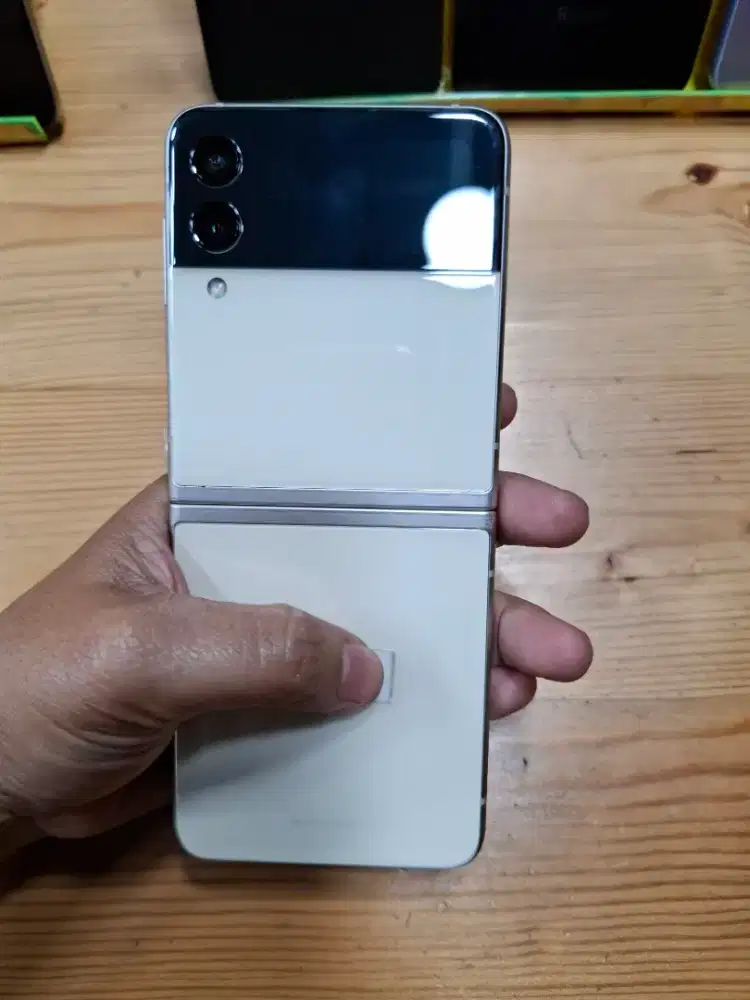 Samsung galaxy Z Flip 3 5G