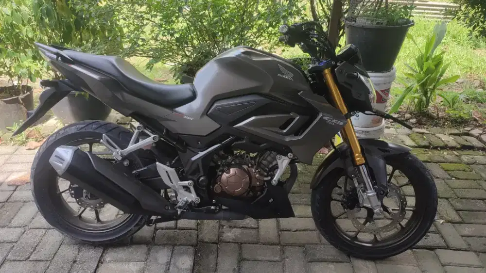Honda CB 150R 2022