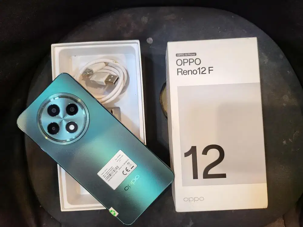 Oppo reno 12F  8/256 GB