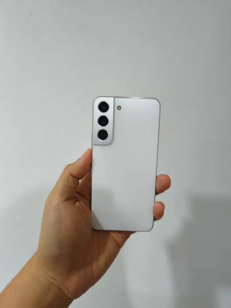 Jual Samsung S22 like new