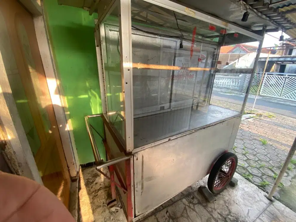 Gerobak Dorong Rombong