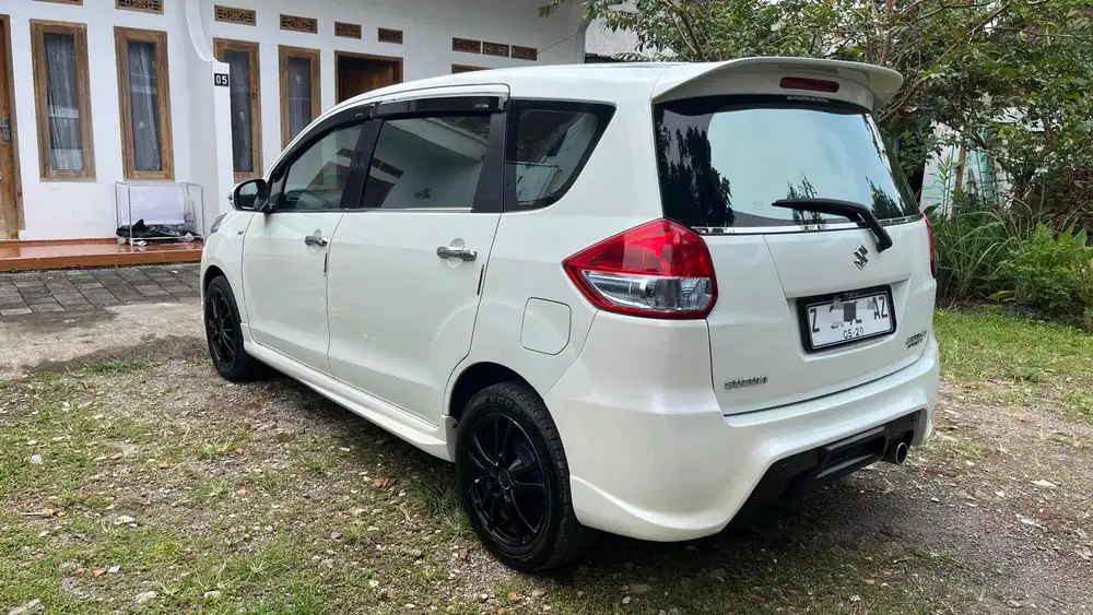 Suzuki Ertiga 2014 Bensin