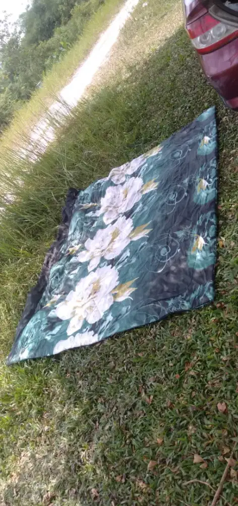 Laku brp di jual 180x200 bed caver alas kasur murah aja lembut,halus