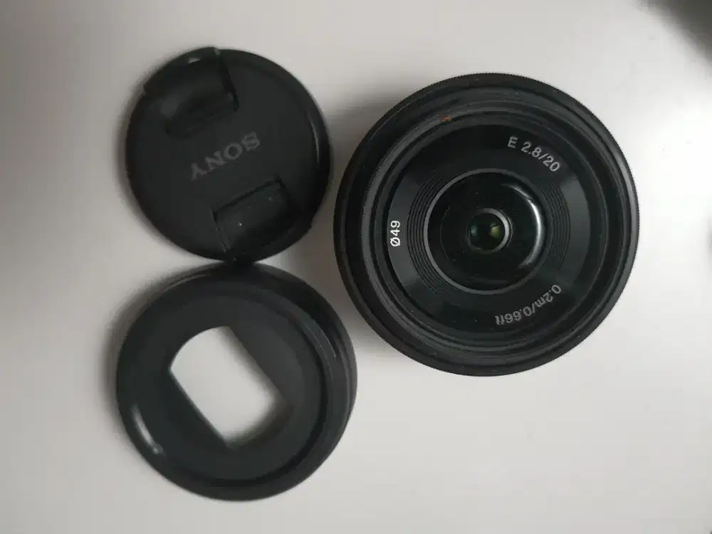 Lensa sony e2.8/20 pancake SEL20F28 second