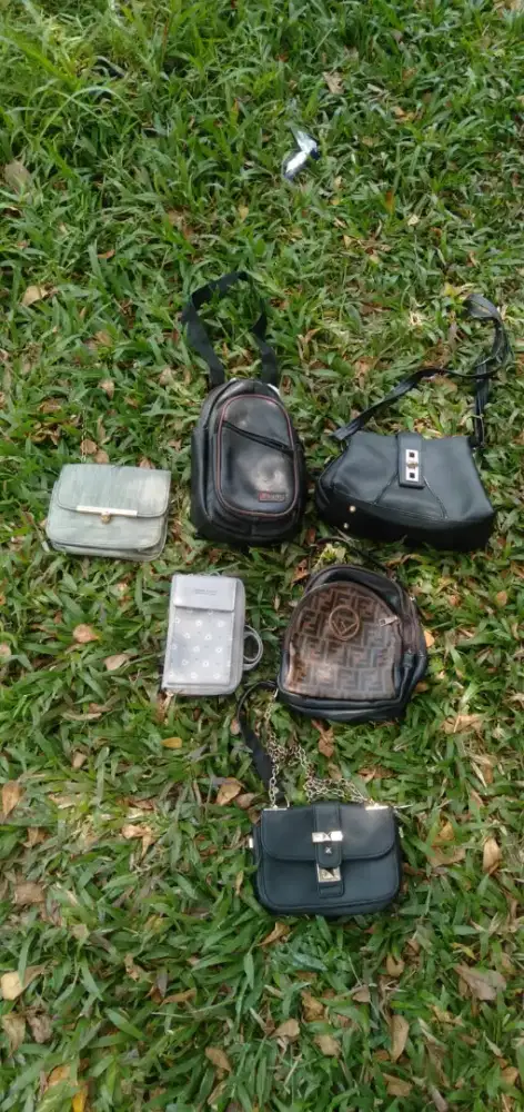 Di jual barang kesenangan pilih aja bisa cod di antar di kirim jnt