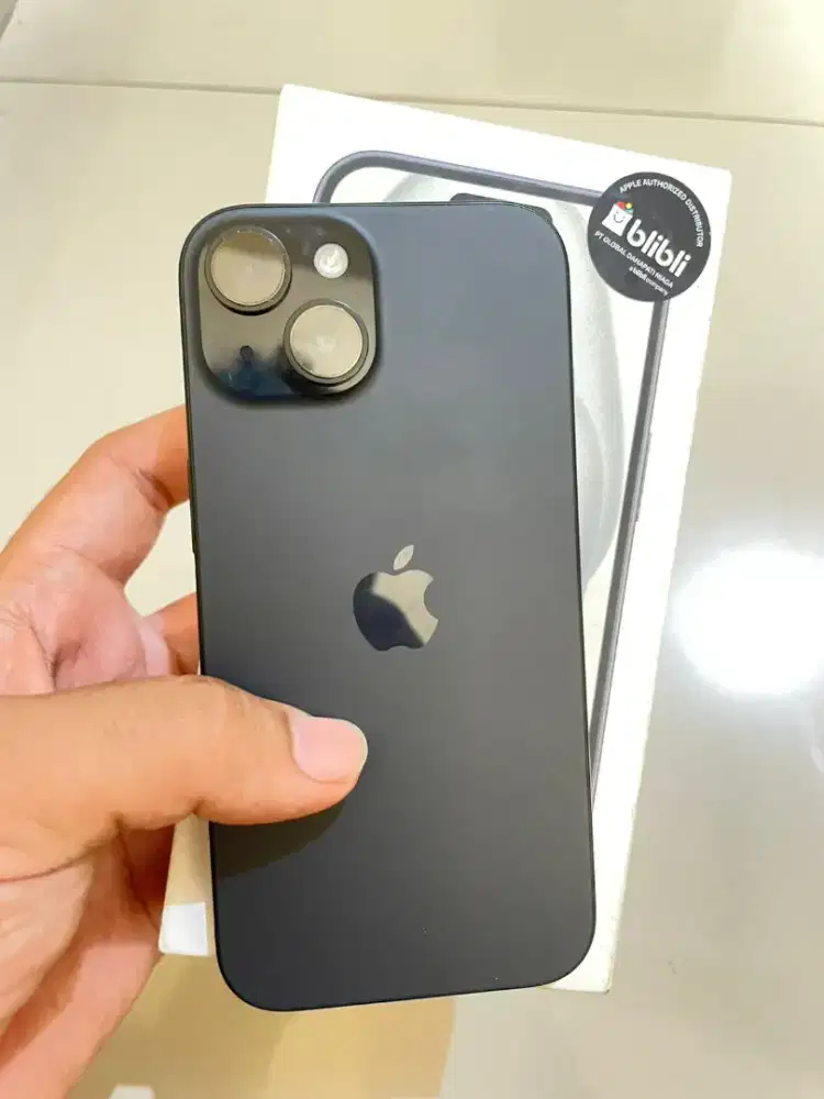 iPhone 15 128Gb iBox on garansi