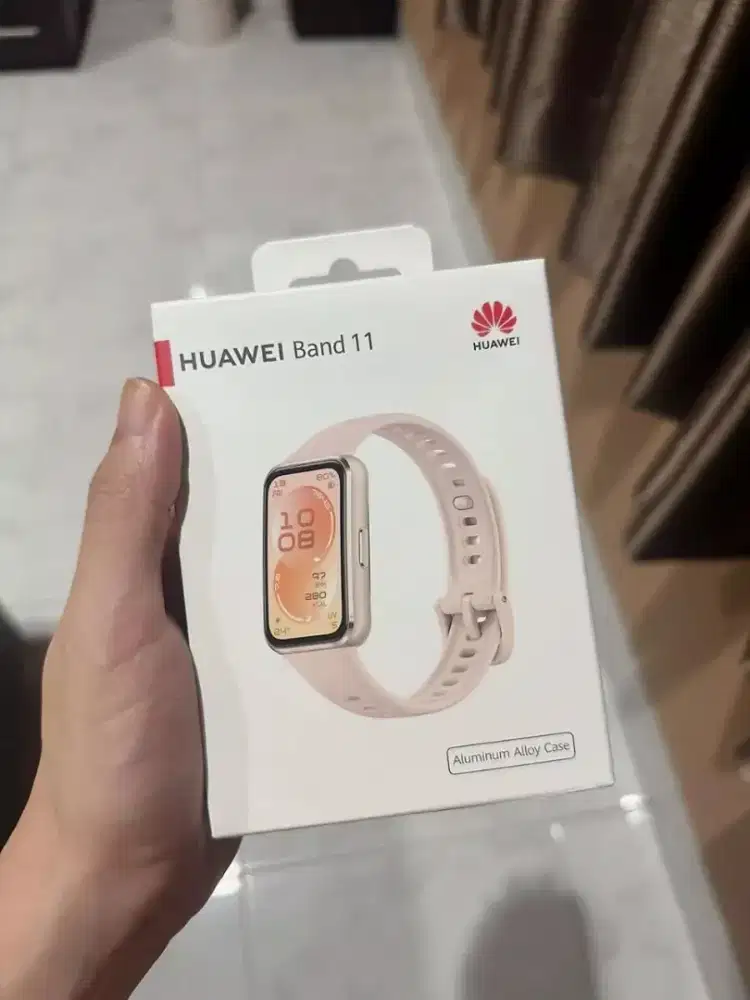 Huawei band 11 pink