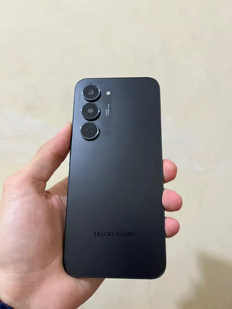 Tecno Spark 40 Pro