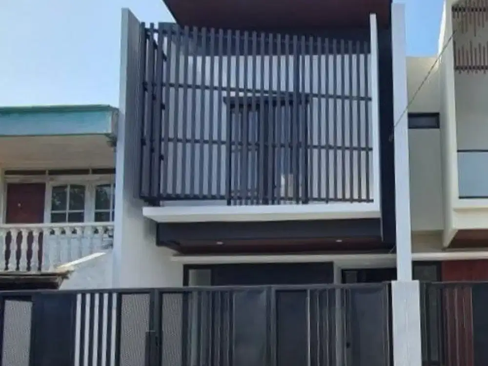 2 LT Dekat Superindo Merr! Rumah Baru Gress Terbatas!