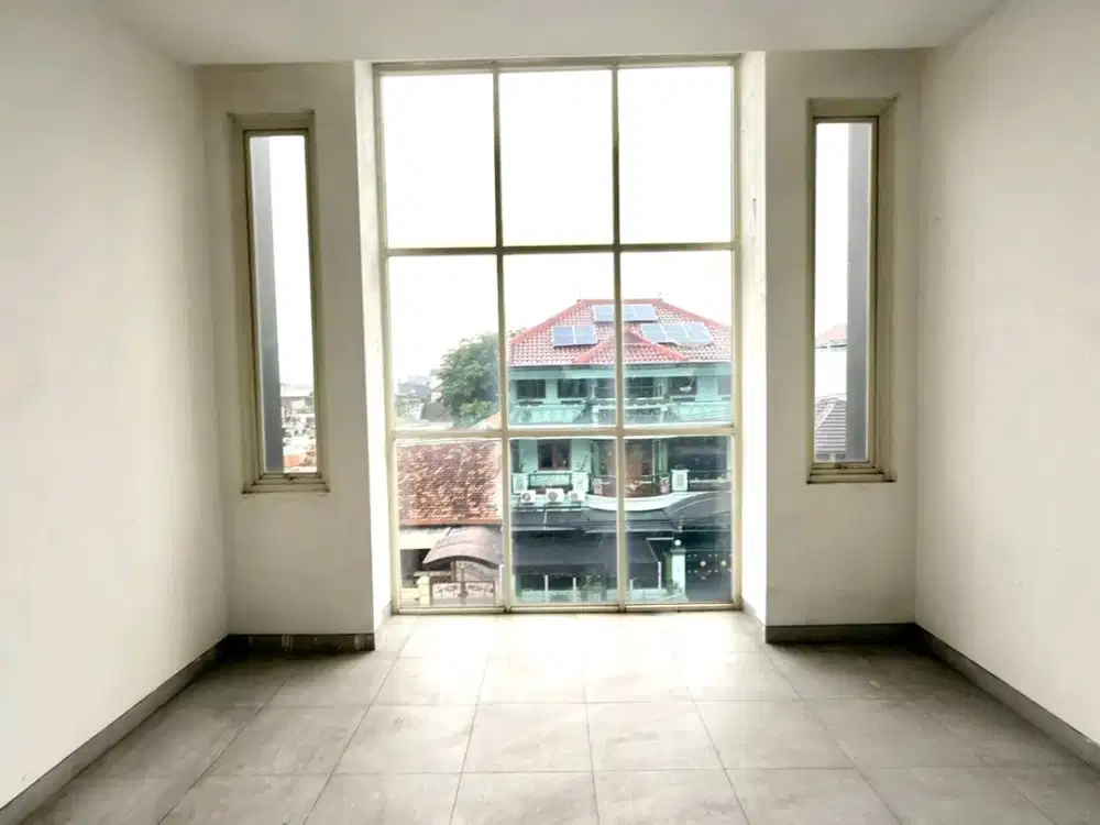 raya kutisari Surabaya