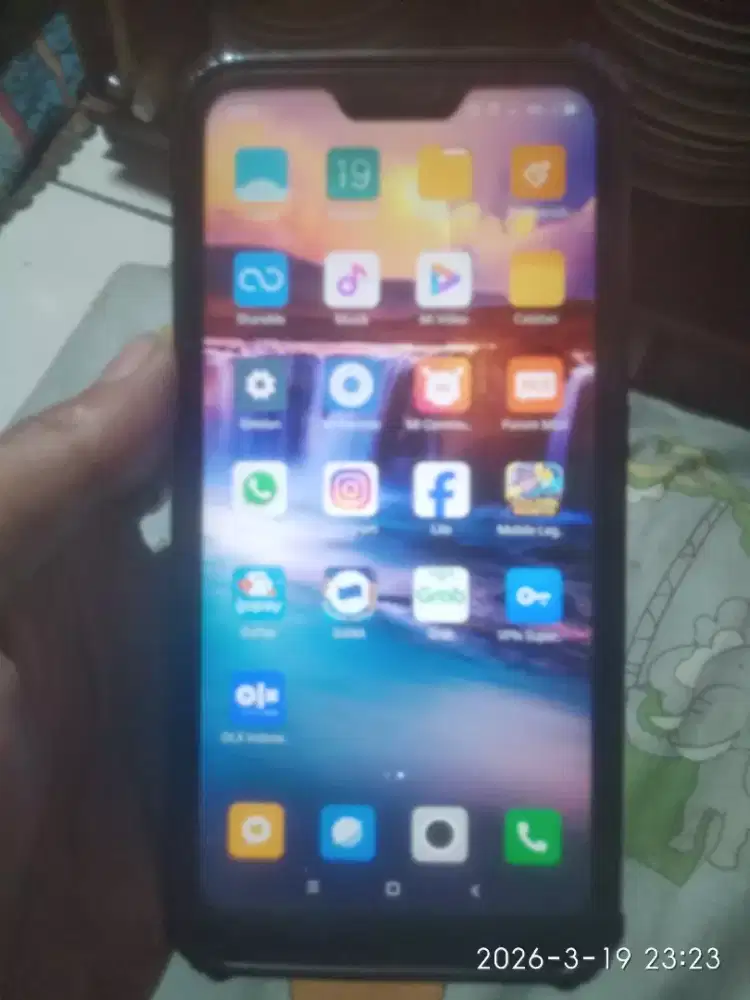 Redmi 6 pro .. Ram 4/32