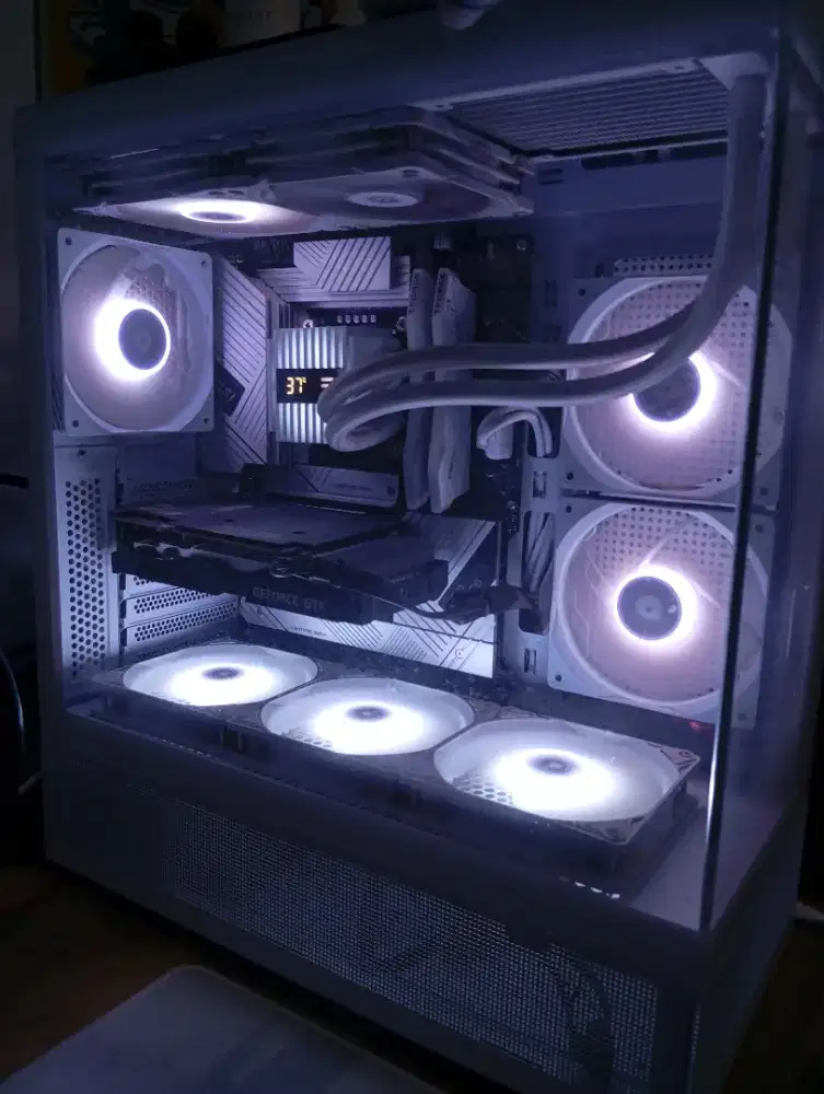 PC GAMING HIGH END (Processor i9 14900k, RAM 64GB ddr5, SSD 2TB) WHITE