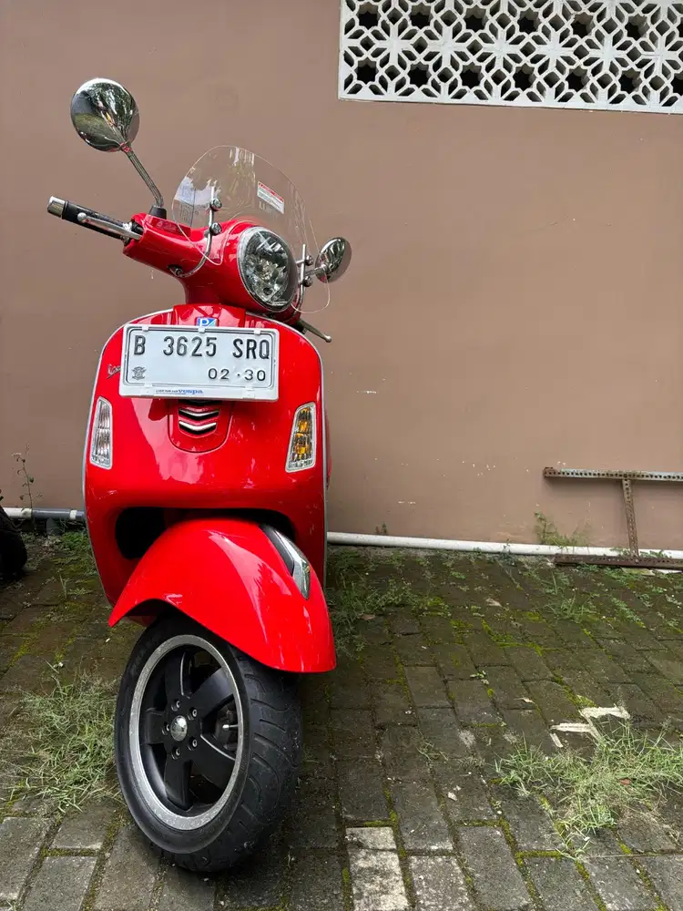Piaggio Vespa GTS 3V 155cc - 2014 - Antik!