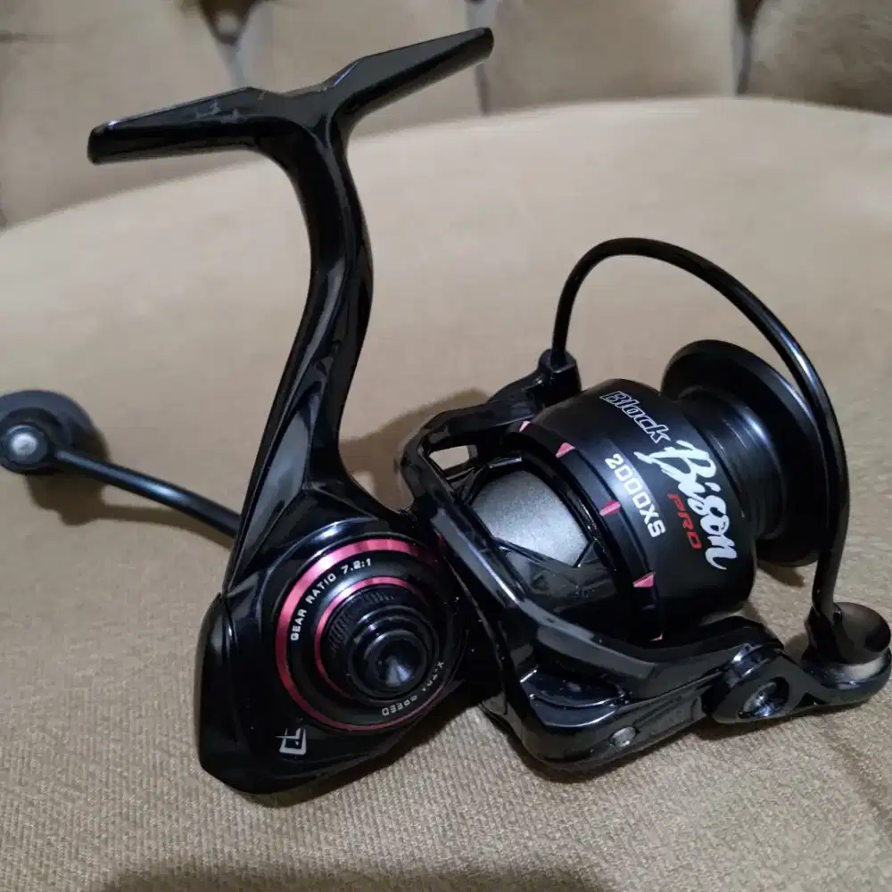 Reel Daido Black Bison Pro